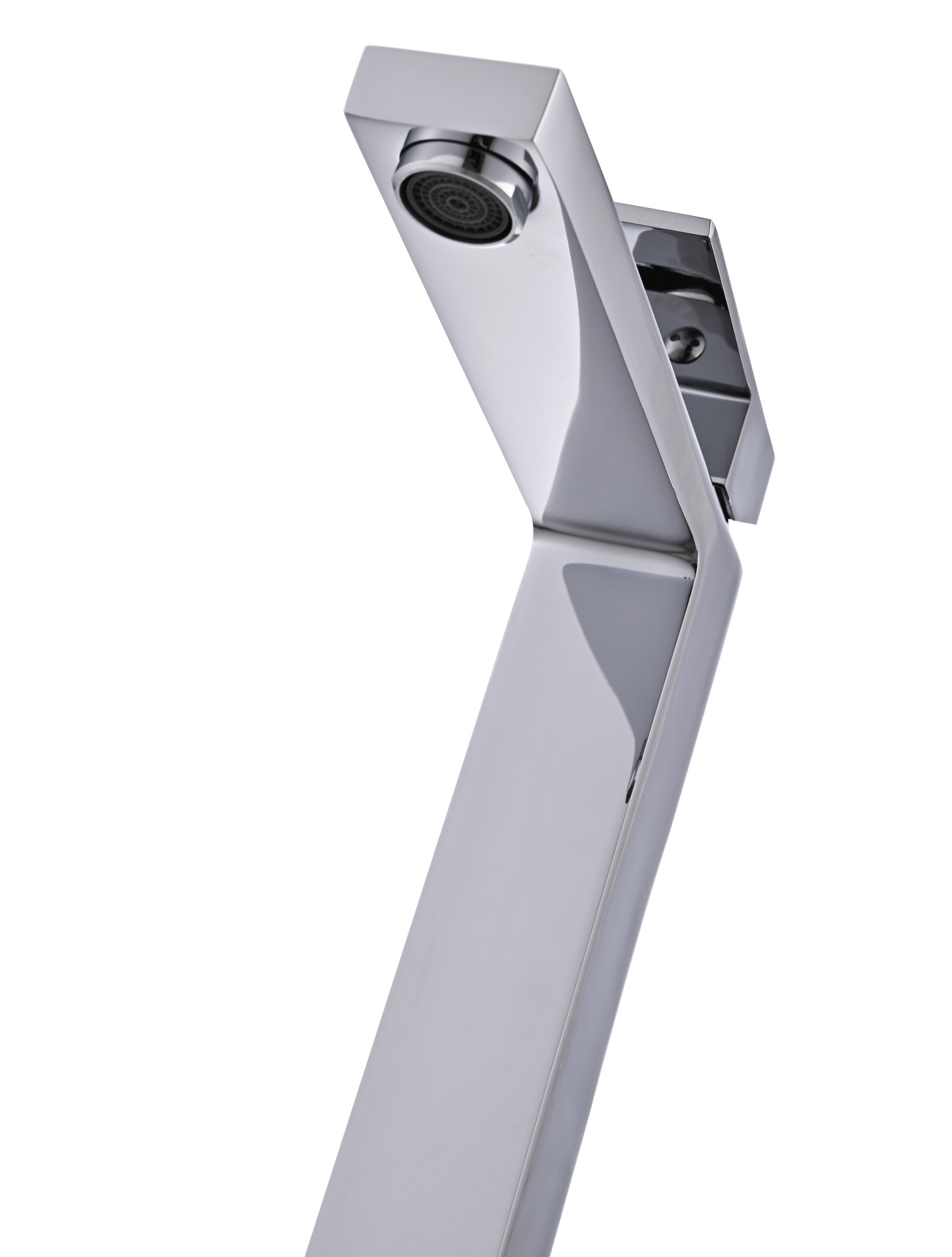 Tai FW15C Смеситель для раковины высокий латунь, хром EvaGold